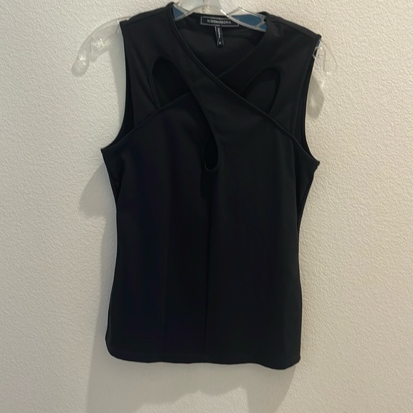 BCBGMAXAZRIA Sleeveless V Neck Ruffle Front Top - Picture 2 of 5